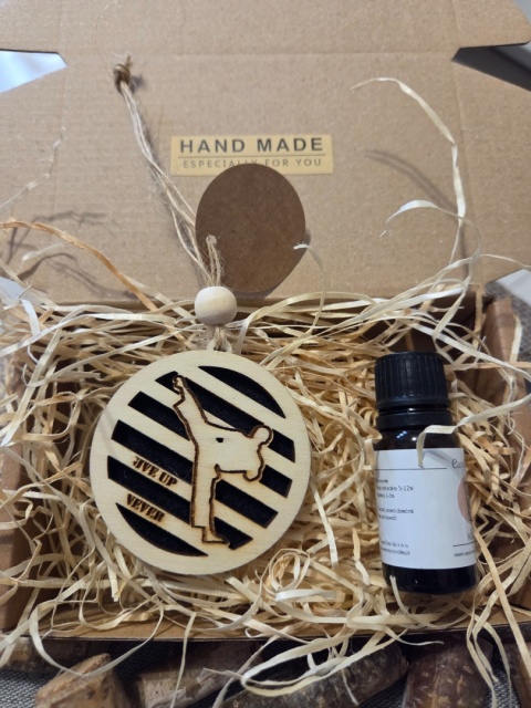 ZAWIESZKA ZAPACHOWA - RÓŻŃE WARIANTY